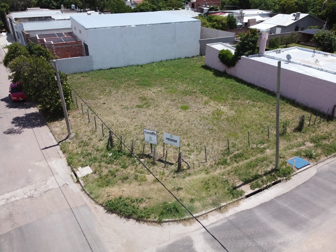 Lote  calle 19 esquina 102